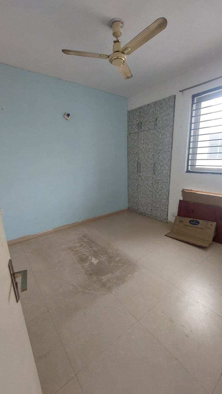 Room, smart-world-gems 3.5 Bedroom 1423 Sq.Ft. Apartment In Sector 89 Gurgaon 8915111