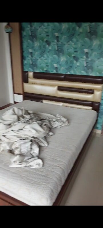 Bedroom in 3 BHK Apartment at Neelkanth Greens, Manpada – for Rent