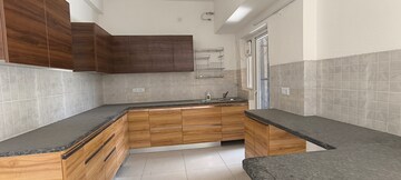 Kitchen in 3 BHK Villa at BPTP Amstoria, Sector 102 – for Rent