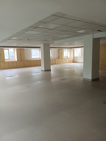 Room in 6+ BHK Independent House at New Friends Colony – for Rent