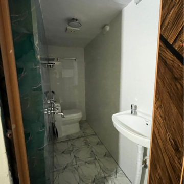 Bathroom in 2 BHK Builder Floor at SMS Residency, Mico Layout – for Rent