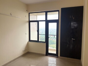 Room in 3 BHK Apartment at AWHO Twin Towers PH4, Omega I Greater Noida – for Rent
