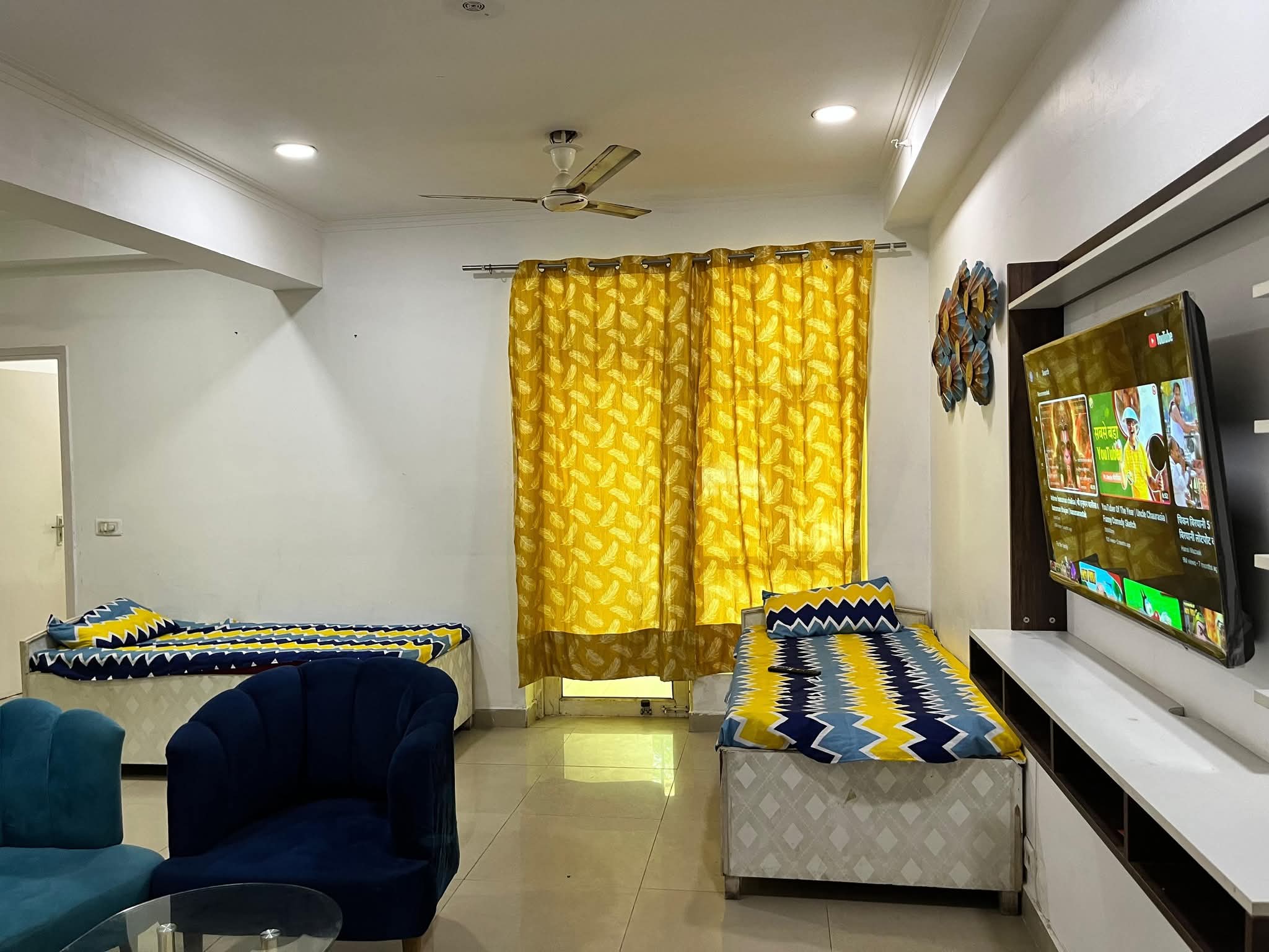 2 BHK Apartment For Rent in Mahagun Mywoods