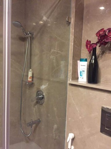 Furnished Amenities in 3 BHK Apartment at Greater Kailash I – for Rent