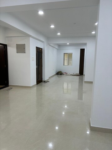 Room in  Office Space at Rabindra Sarovar – for Rent