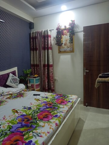 Bedroom in 3 BHK Builder Floor at Vasundhara Sector 1 – for Rent
