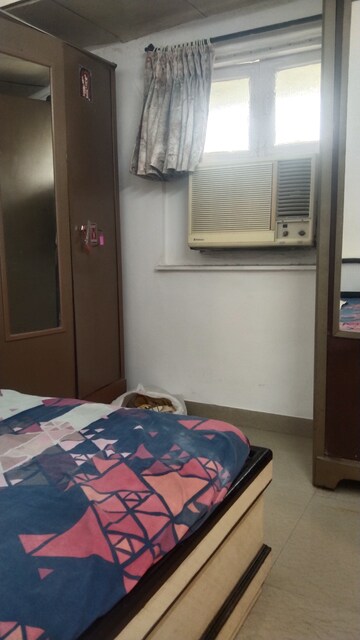 Bedroom in 1 BHK Apartment at Suchidham Complex, Goregaon East – for Rent