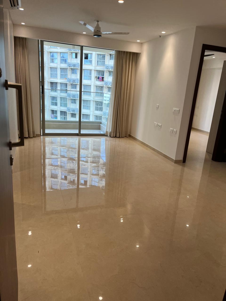 2 BHK Apartment For Rent in Hiranandani Highland