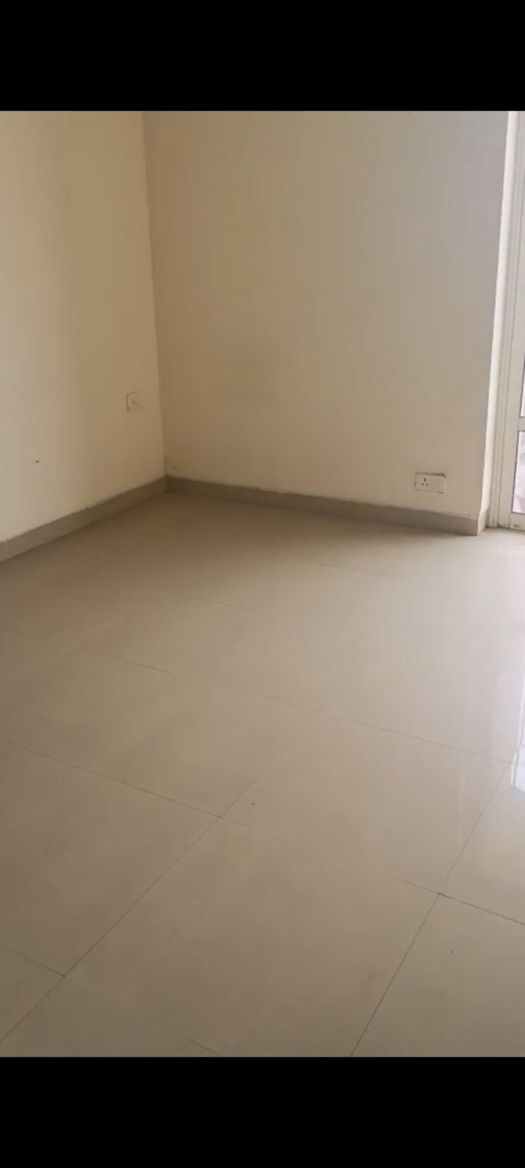 Room, hero-homes-gurgaon 2 Bedroom 683 Sq.Ft. Apartment In Sector 104 Gurgaon 8915477