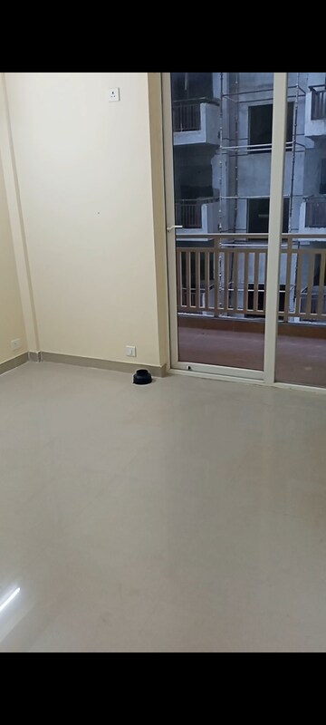 Room in 2 BHK Apartment at Hero Homes Gurgaon, Sector 104 – for Sale