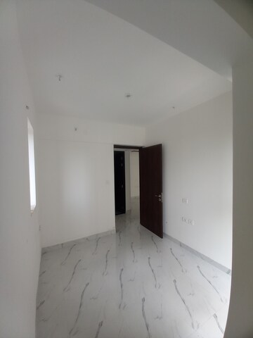 2 BHK Apartment For Rent in Raymond The Address, Pokhran Road No Two