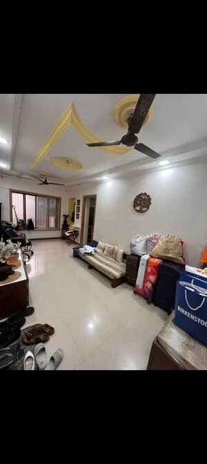 Living Room in 2 BHK Apartment at Shiv Shakti Shree Yashwant Empire, Nalasopara East – for Sale