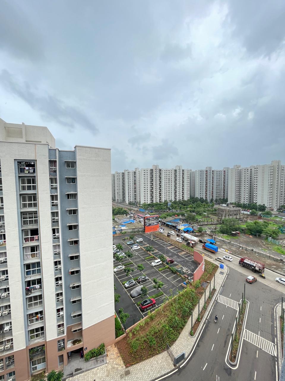 2 BHK Apartment For Rent in Lodha Golden Dream