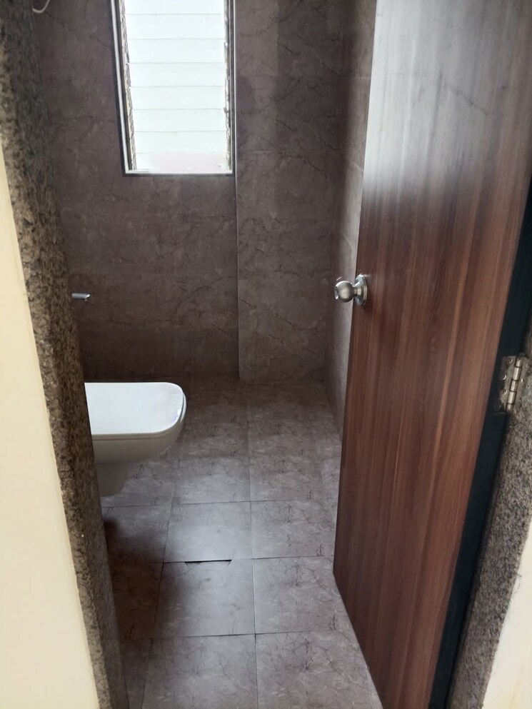 Bathroom, mahavir-kanti-avenue 1 Bedroom 690 Sq.Ft. Apartment In Nalasopara East Palghar 8915527