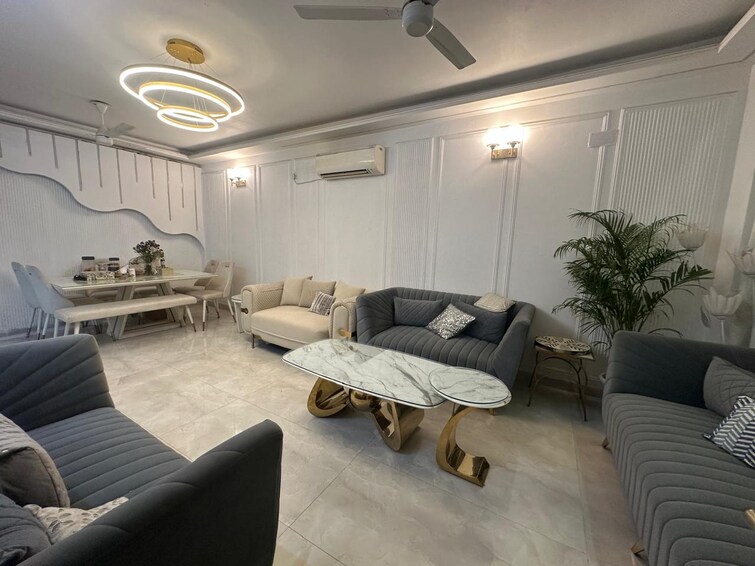 Cover Image, kailash hills 3 Bedroom 180 Sq.Yd. Builder Floor In Kailash Hills Delhi 8915577