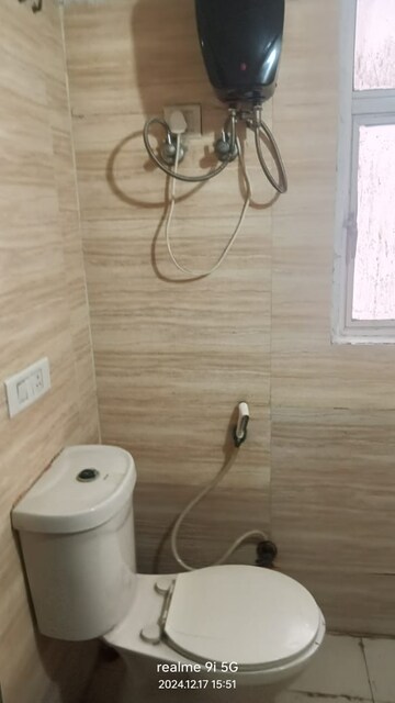 Bathroom in 2 BHK Apartment at Jaypee Greens Kosmos, Sector 134 – for Rent
