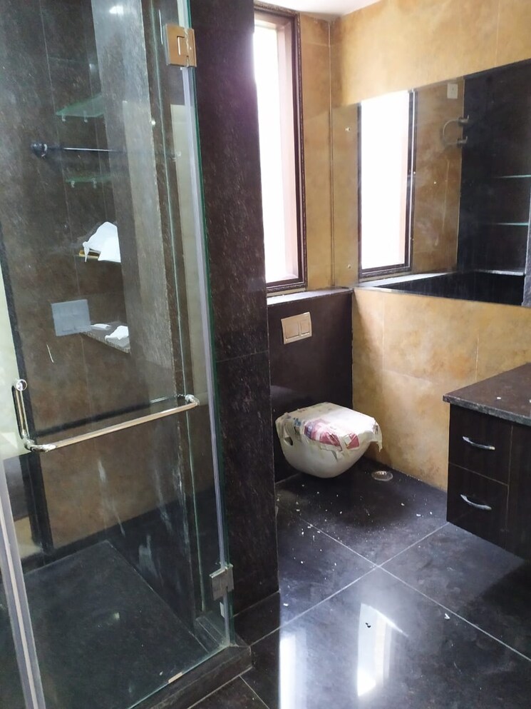Bathroom, govindpuri 2 Bedroom 580 Sq.Ft. Builder Floor In Govindpuri Delhi 8915634