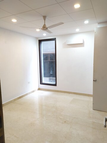 Room in 2 BHK Builder Floor at Govindpuri – for Sale
