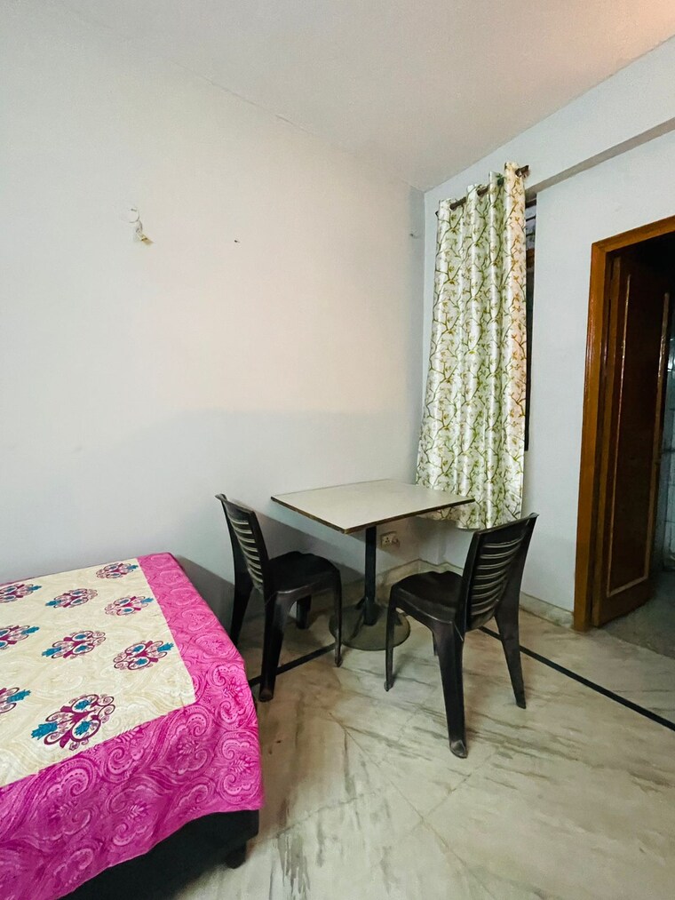Bedroom, govindpuri 1 Bedroom 360 Sq.Ft. Builder Floor In Govindpuri Delhi 8915645