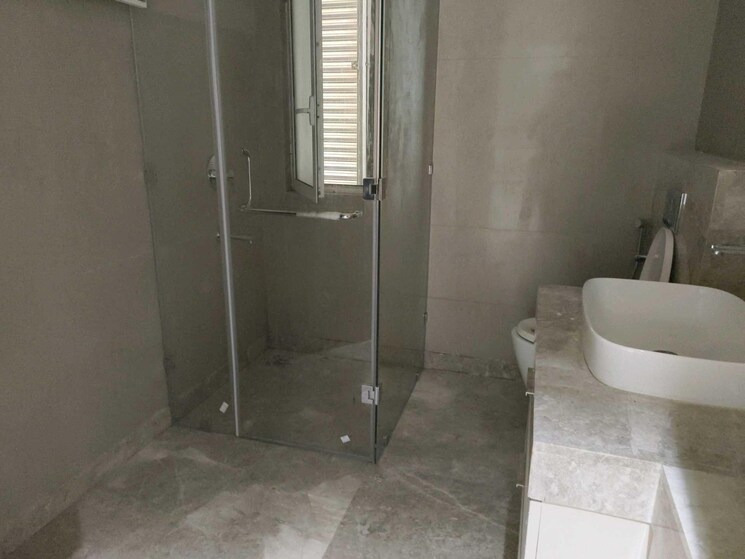Bathroom, lower parel 3 Bedroom 1670 Sq.Ft. Apartment In Lower Parel Mumbai 8915669