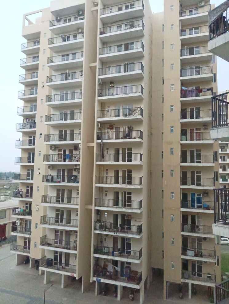 Exterior View, gls-arawali-homes-phase-2 3 Bedroom 645 Sq.Ft. Apartment In Sohna Sector 4 Gurgaon 8915756