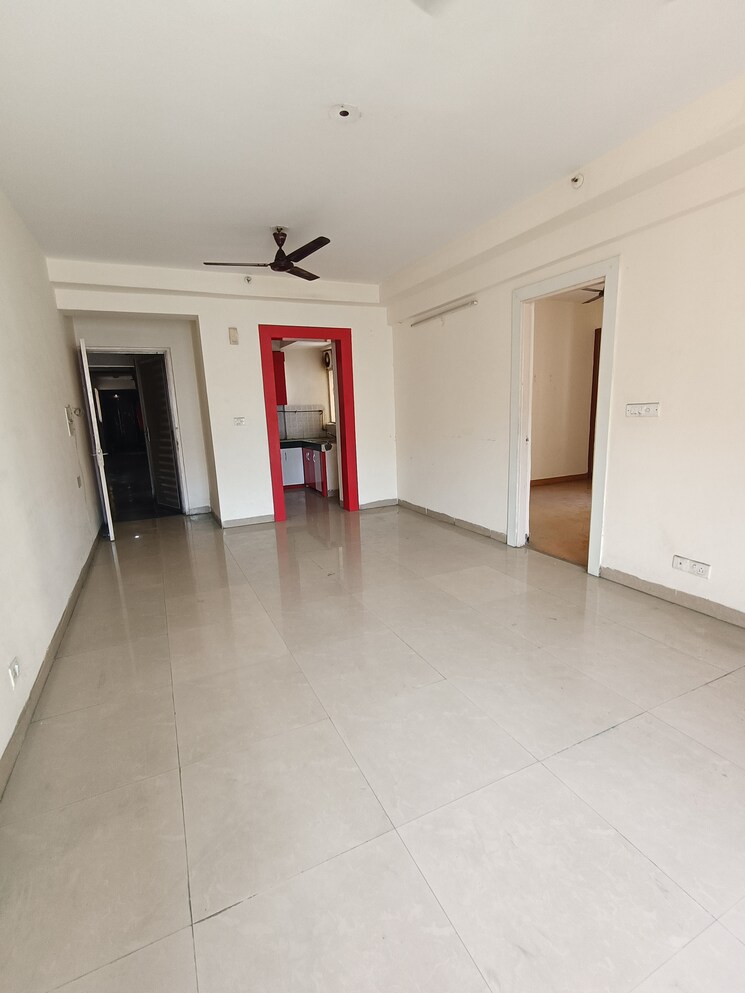 Living Room, jaypee-greens-kosmos 3.5 Bedroom 1356 Sq.Ft. Apartment In Sector 134 Noida 8915795