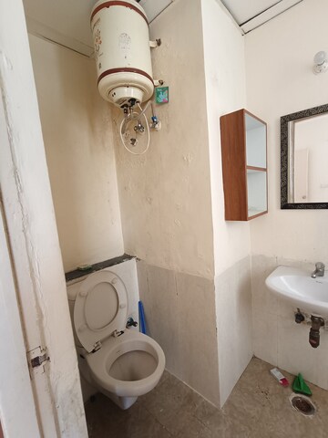Attached Bathroom in 3.5 BHK Apartment at Jaypee Greens Kosmos, Sector 134 – for Rent