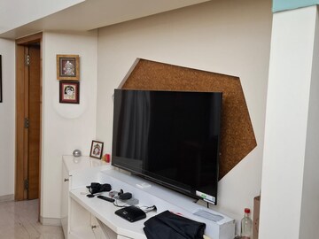 Living Room in 3 BHK Apartment at Mahesh Kutir, Chembur – for Rent