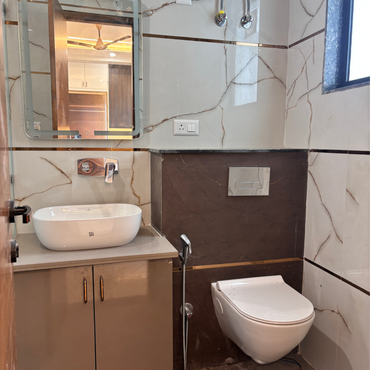 Bathroom, sector 85 4 Bedroom 350 Sq.Yd. Builder Floor In Sector 85 Faridabad 8915792