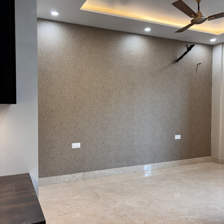 Room, sector 85 4 Bedroom 350 Sq.Yd. Builder Floor In Sector 85 Faridabad 8915792