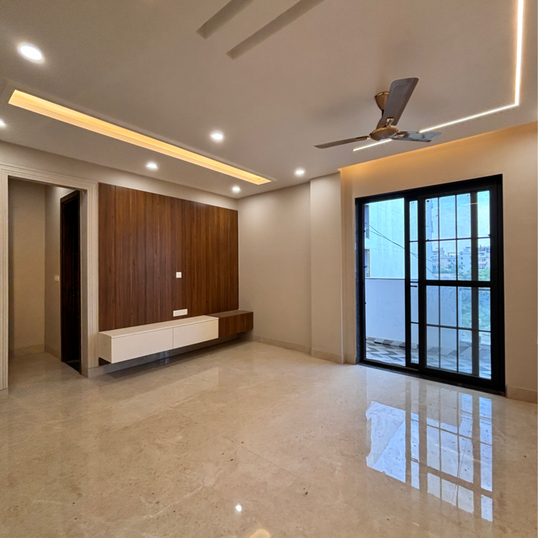 Room, sector 85 4 Bedroom 350 Sq.Yd. Builder Floor In Sector 85 Faridabad 8915792