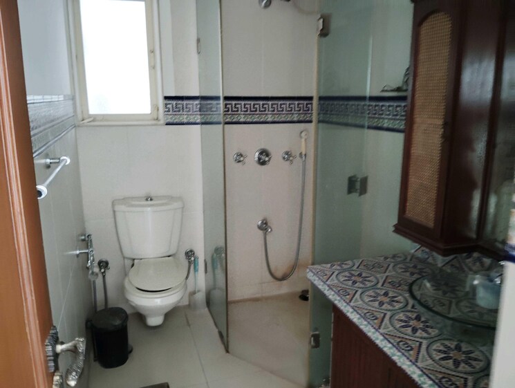 Bathroom, tardeo 3 Bedroom 1800 Sq.Ft. Apartment In Tardeo Mumbai 8915775