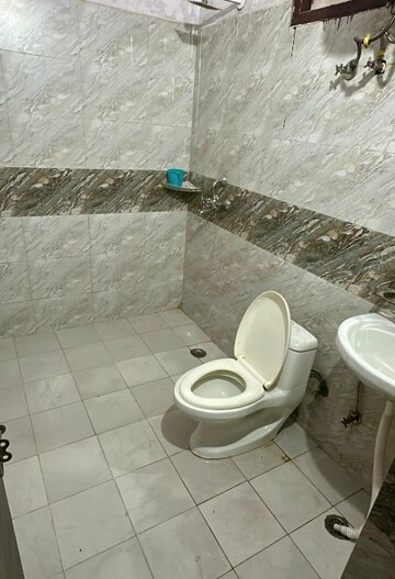 Bathroom in  Pg at RWA Residential Society Sector 46, Sector 46 – for Rent