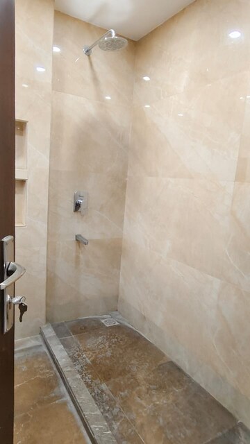 Bathroom in 3 BHK Builder Floor at South City 1 – for Rent