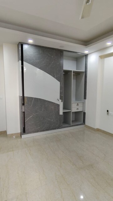 Kitchen in 3 BHK Builder Floor at South City 1 – for Rent