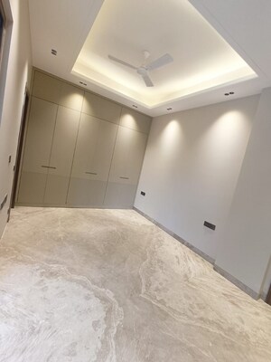 Room in 3 BHK Builder Floor at East Of Kailash – for Sale