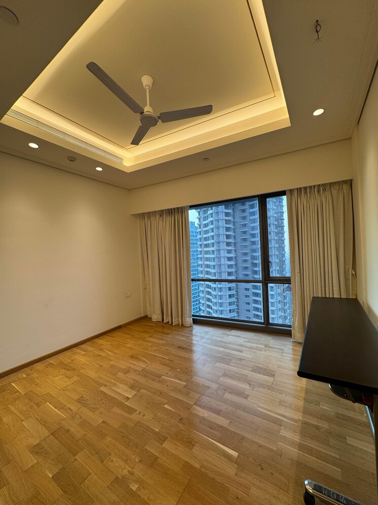 Room, lodha-the-world-towers-world-one-tier-2 3 Bedroom 1790 Sq.Ft. Apartment In Worli Mumbai 8915863