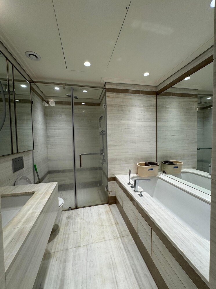 Attached Bathroom, lodha-the-world-towers-world-one-tier-2 3 Bedroom 1790 Sq.Ft. Apartment In Worli Mumbai 8915863