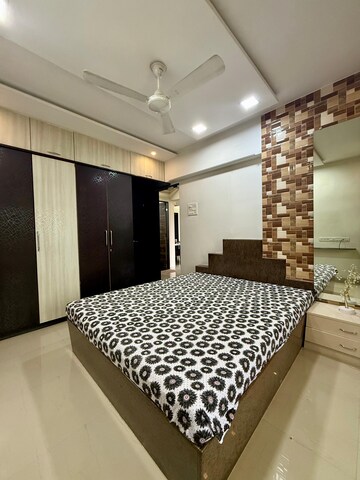 Bedroom in 3 BHK Apartment at Safal Twins, Chembur – for Rent