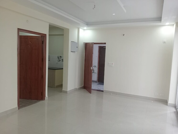 Room, clement town 3 Bedroom 1815 Sq.Ft. Apartment In Clement Town Dehradun 8915913
