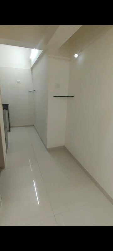 Room in 1 RK Apartment at Vile Parle East – for Rent