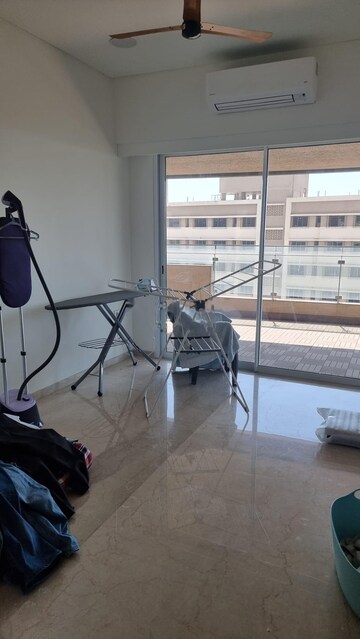 Gym in 4 BHK Apartment at Lokhandwala Minerva Mahalaxmi, Mahalaxmi – for Rent