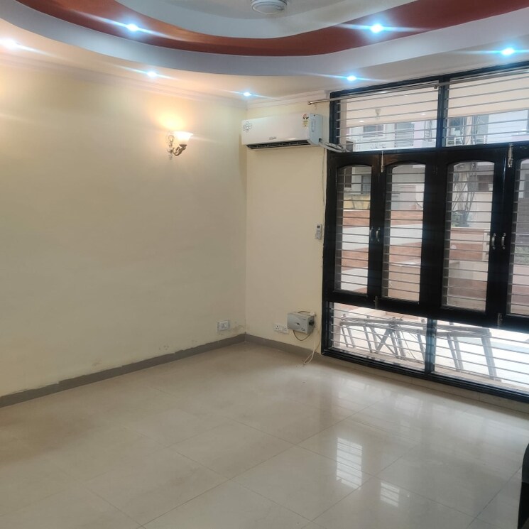 Room, ss-plaza-gurgaon 3 Bedroom 3300 Sq.Ft. Villa In Sector 47 Gurgaon 8916080