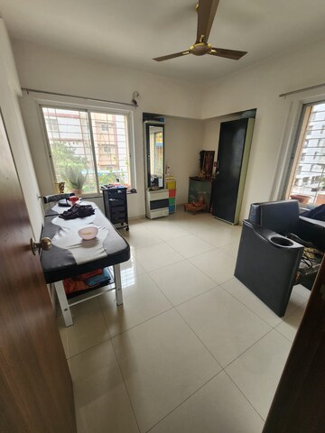 Team Area in 2 BHK Apartment at Mohannagar CHS, Baner – for Sale