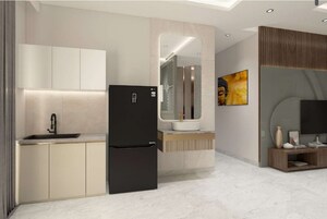 Room in 4 BHK Apartment at Vardhman Arcadia Greens, Gandhi Path – for Sale