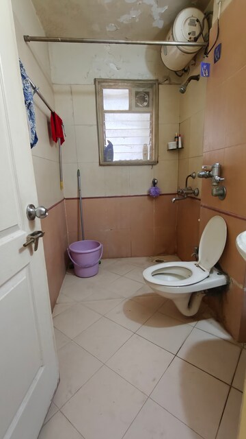 Bathroom in 3.5 BHK Apartment at Fortaleza CHSL, Kalyani Nagar – for Rent