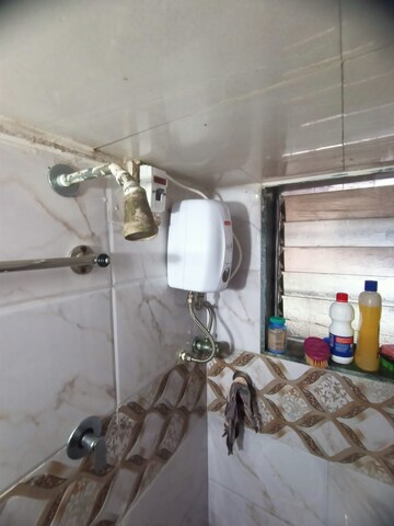 Bathroom in 1 BHK Apartment at Maheswari Apartment, Vile Parle East – for Rent