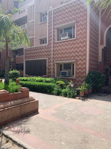 3 BHK Builder Floor – Exterior View View at South City 1 - for Rent
