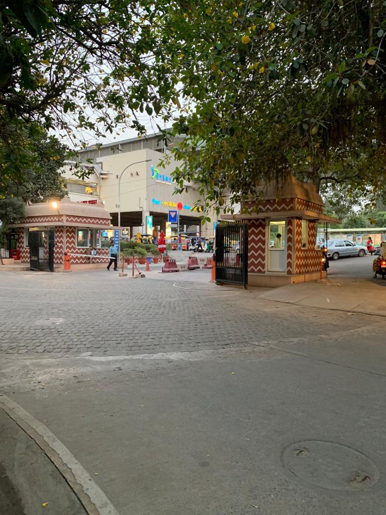 3 BHK + Servant Room Builder Floor For Rent in South City 1