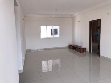 Bathroom in 3.5 BHK Apartment at Prestige North Point, Kammanahalli – for Sale